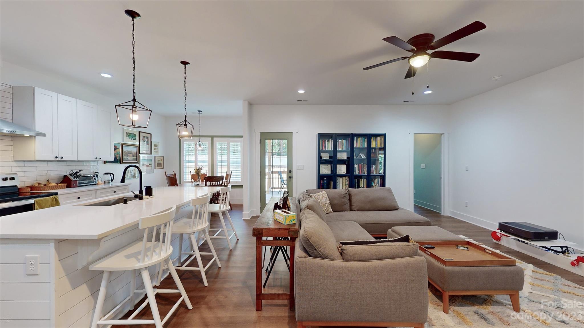 Hillcrest - Residential