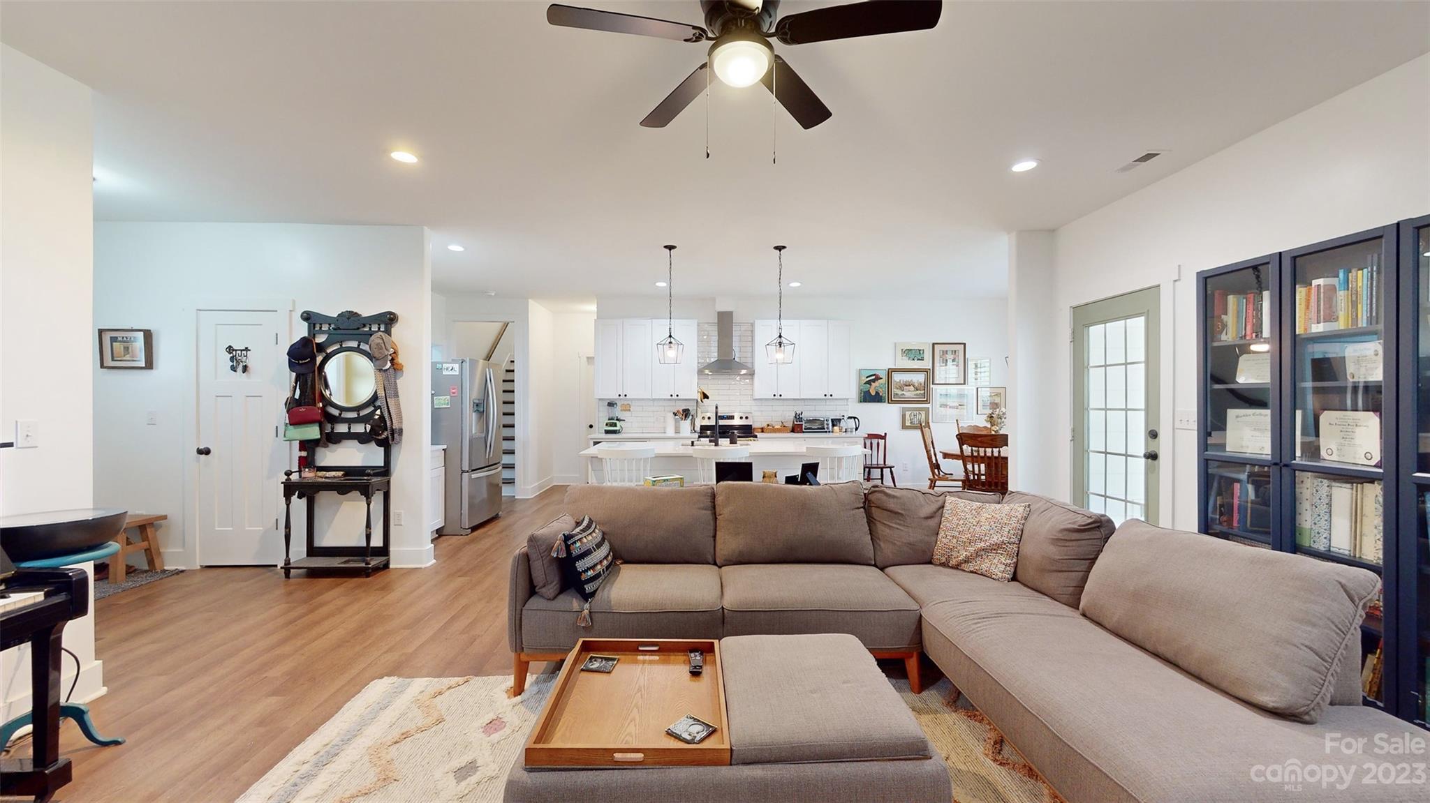 Hillcrest - Residential