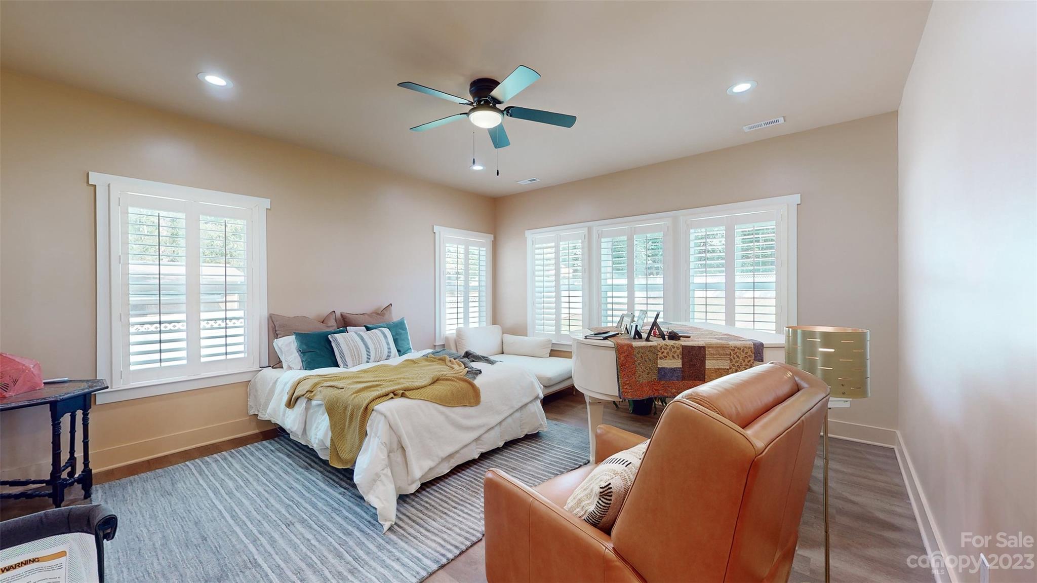 Hillcrest - Residential