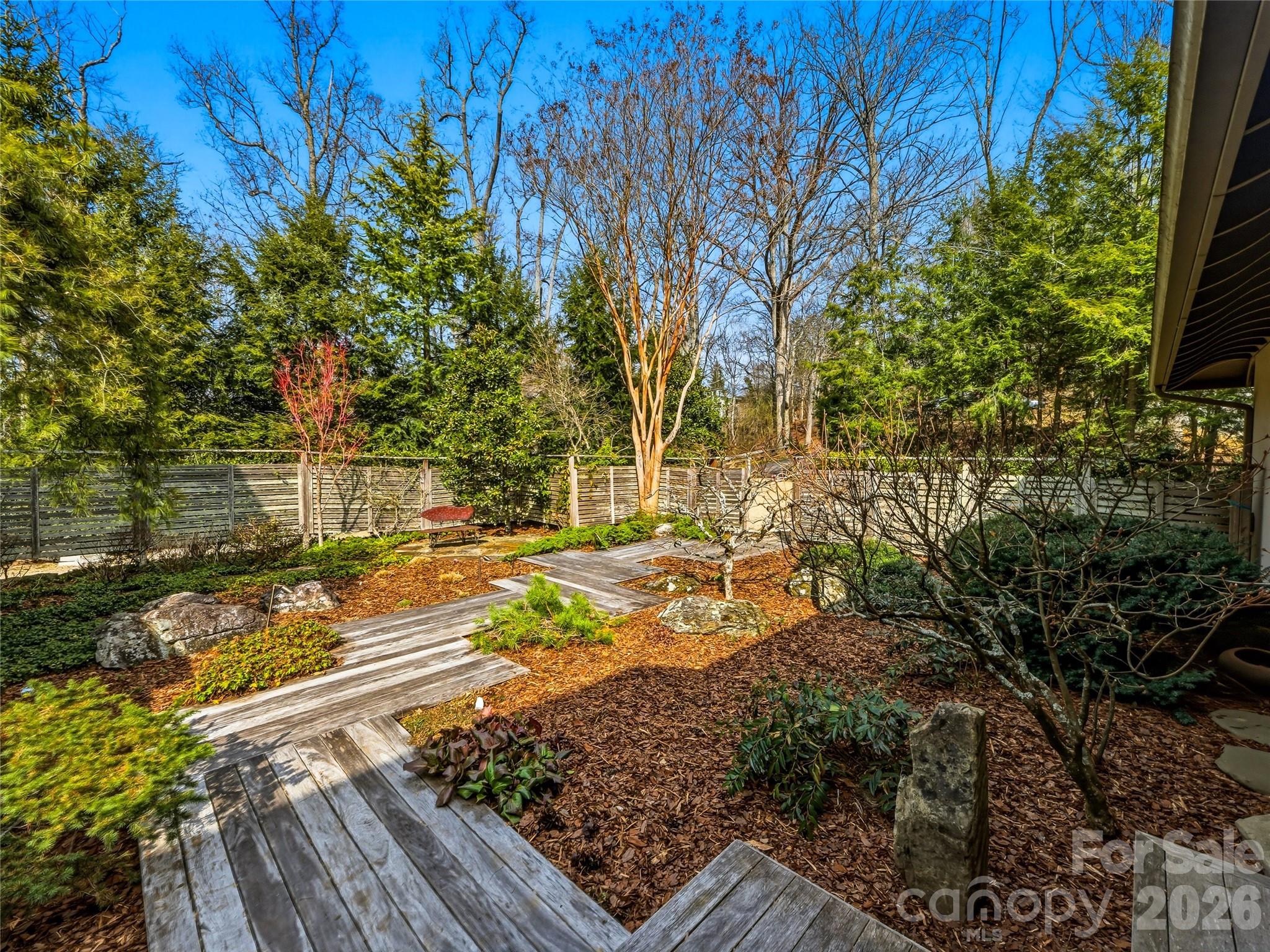 Horizon Hill - Residential