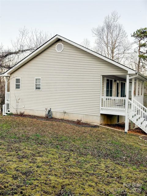 A home in Hendersonville