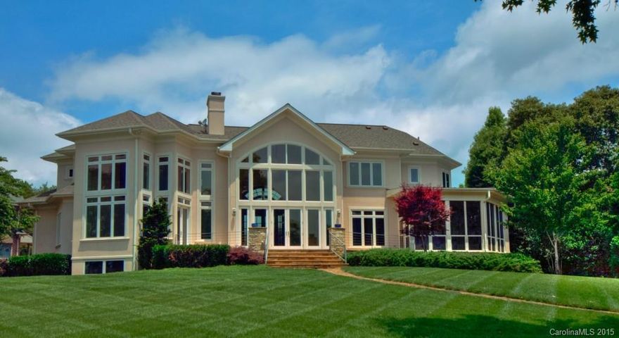 Significant Price improvement of over $340,000! Designed by renowned architect Christopher Phelps. Panoramic Point View. Stunning two story great room, Open Kitchen w/High End appliances, Italian fixtures, granite, onyx. Private two story Master Wing with spiral staircase, ascends to Juliet balcony, open library, exercise. Theater room, family room, wet bar, and billiard. Attached, 2 bed apartment with living, & full kitchen. Screened porch with fireplace-built in grill. A Sustaining Value.