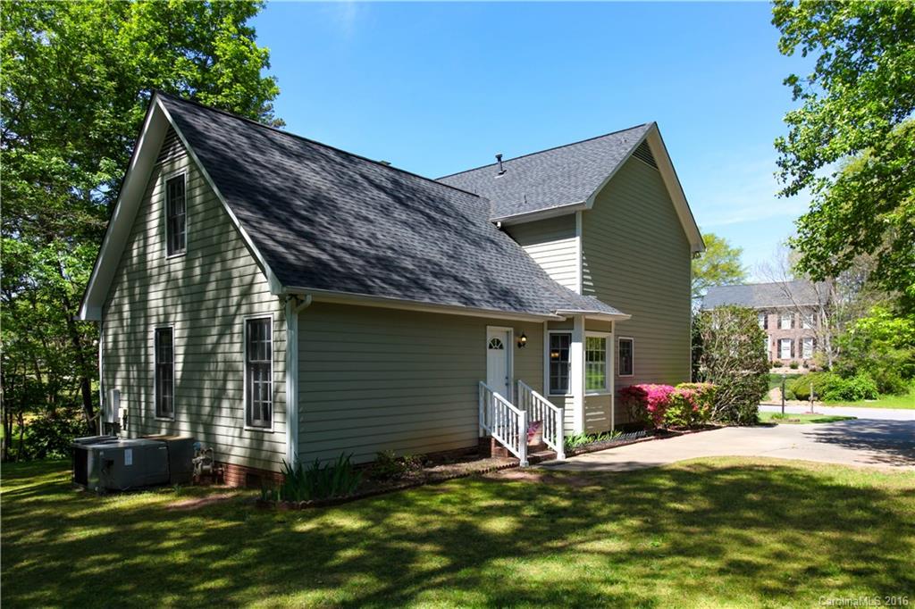 Steeplechase - Residential