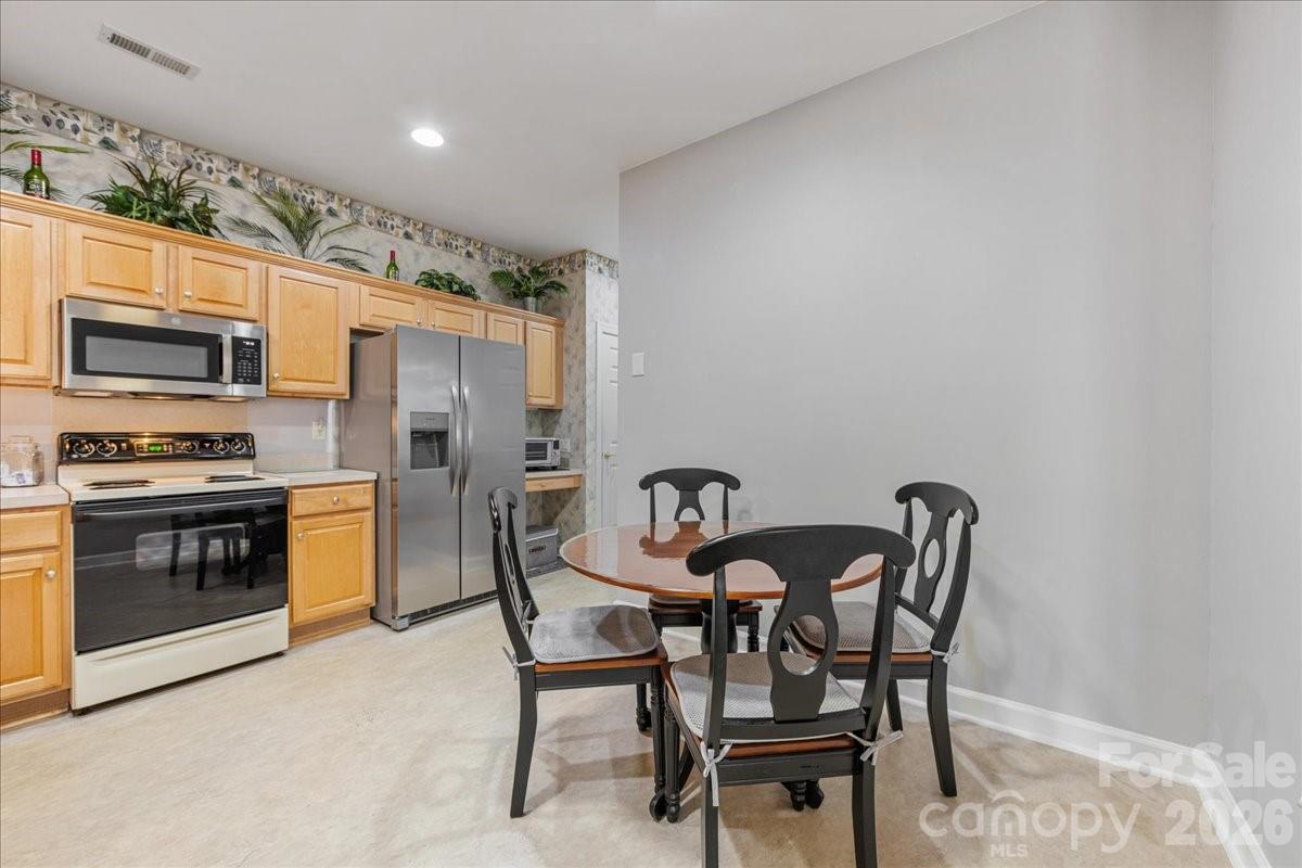 Windsor Oaks - Residential