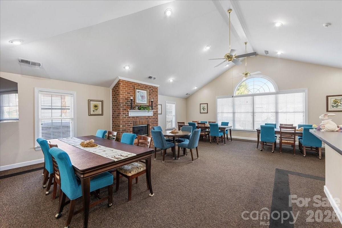 Windsor Oaks - Residential