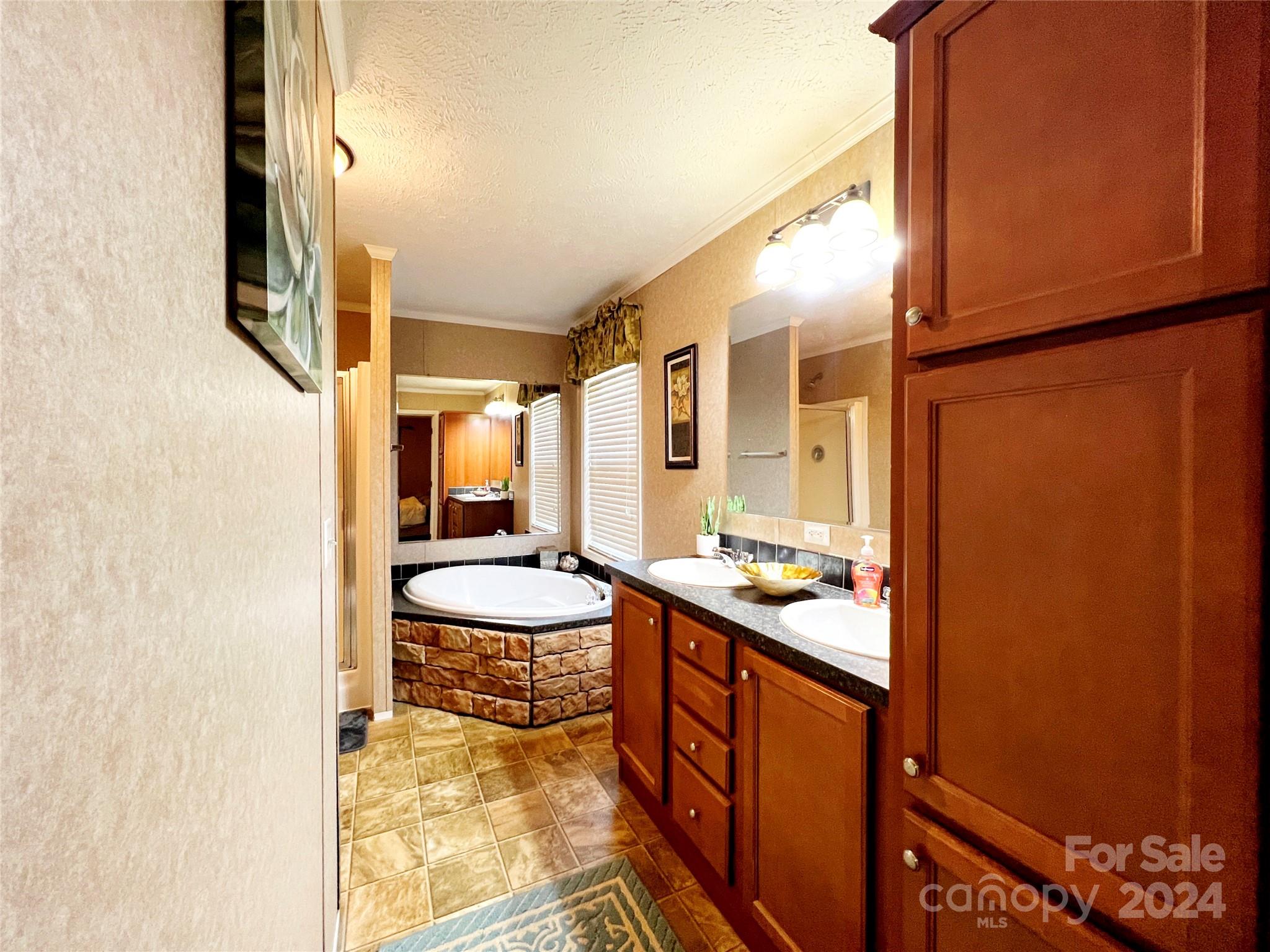 Stone Creek - Residential