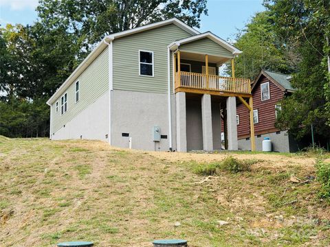 Photo of 509 Bonner Street, Hendersonville, NC 28739 (MLS # 4299545)