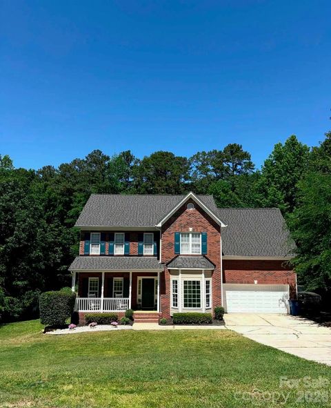 Photo of 1514 SE Hawthorne Drive #37, Indian Trail, NC 28079 (MLS # 4382763)