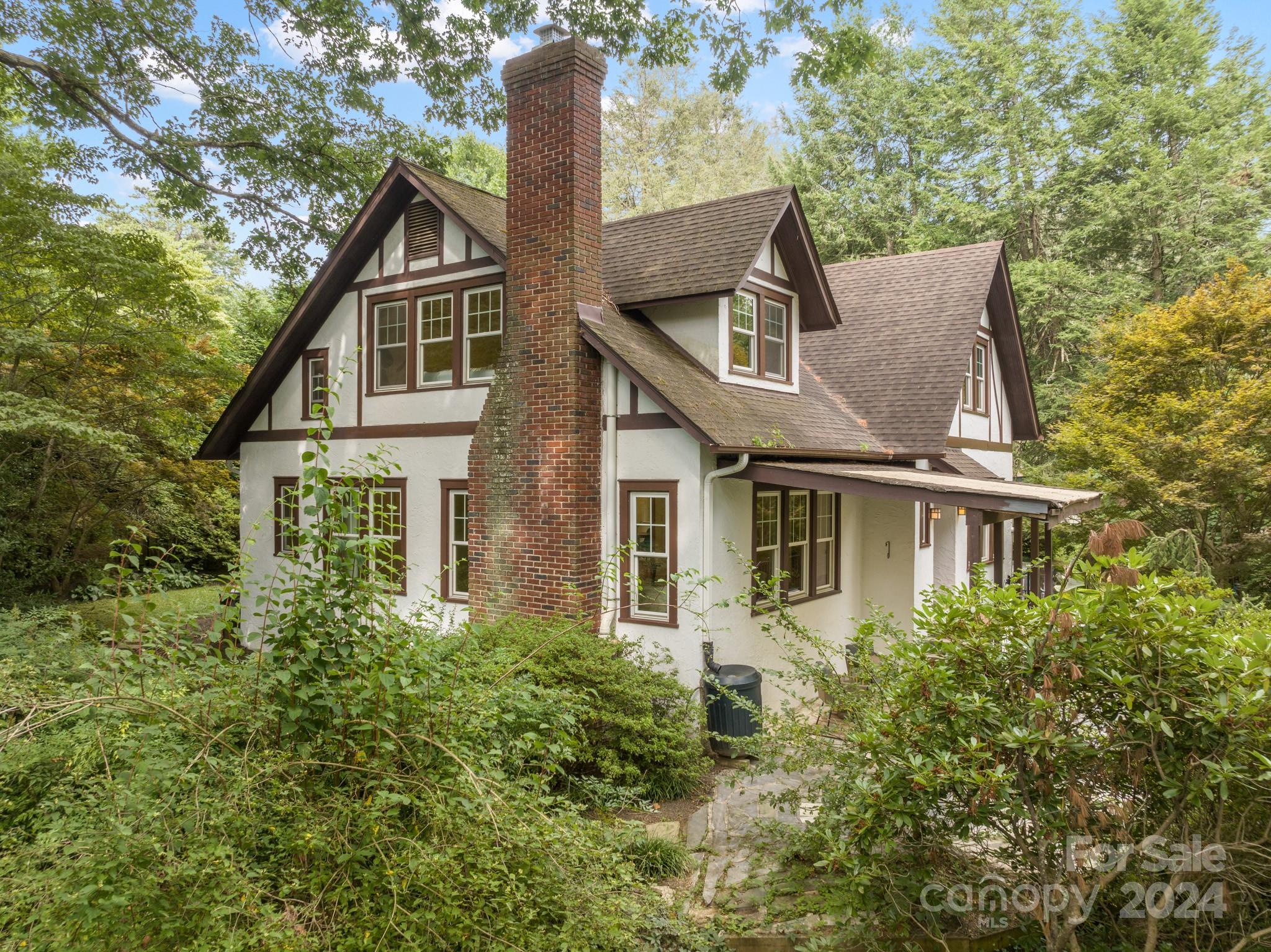 108 Lakewood Drive