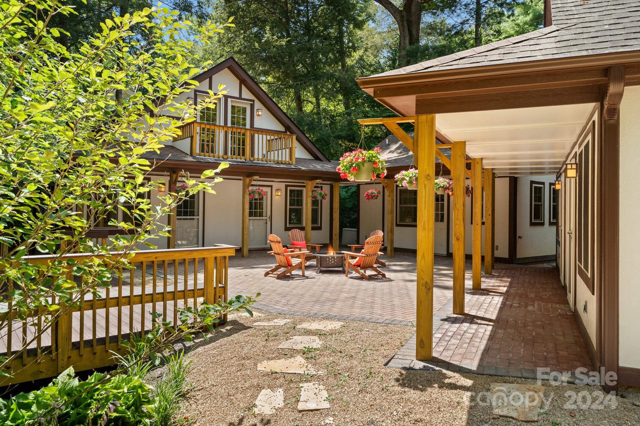 108 Lakewood Drive