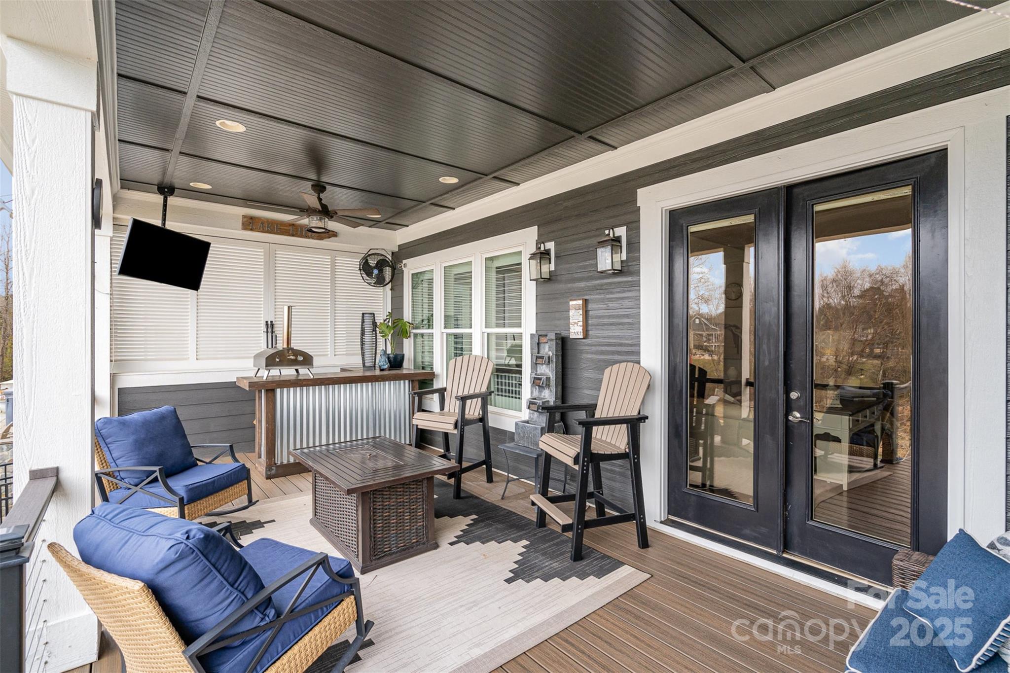 Sisters Cove - Residential