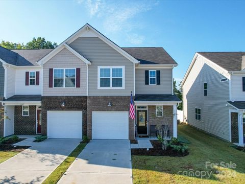 13111 Cottage Crest Lane Charlotte NC 28273