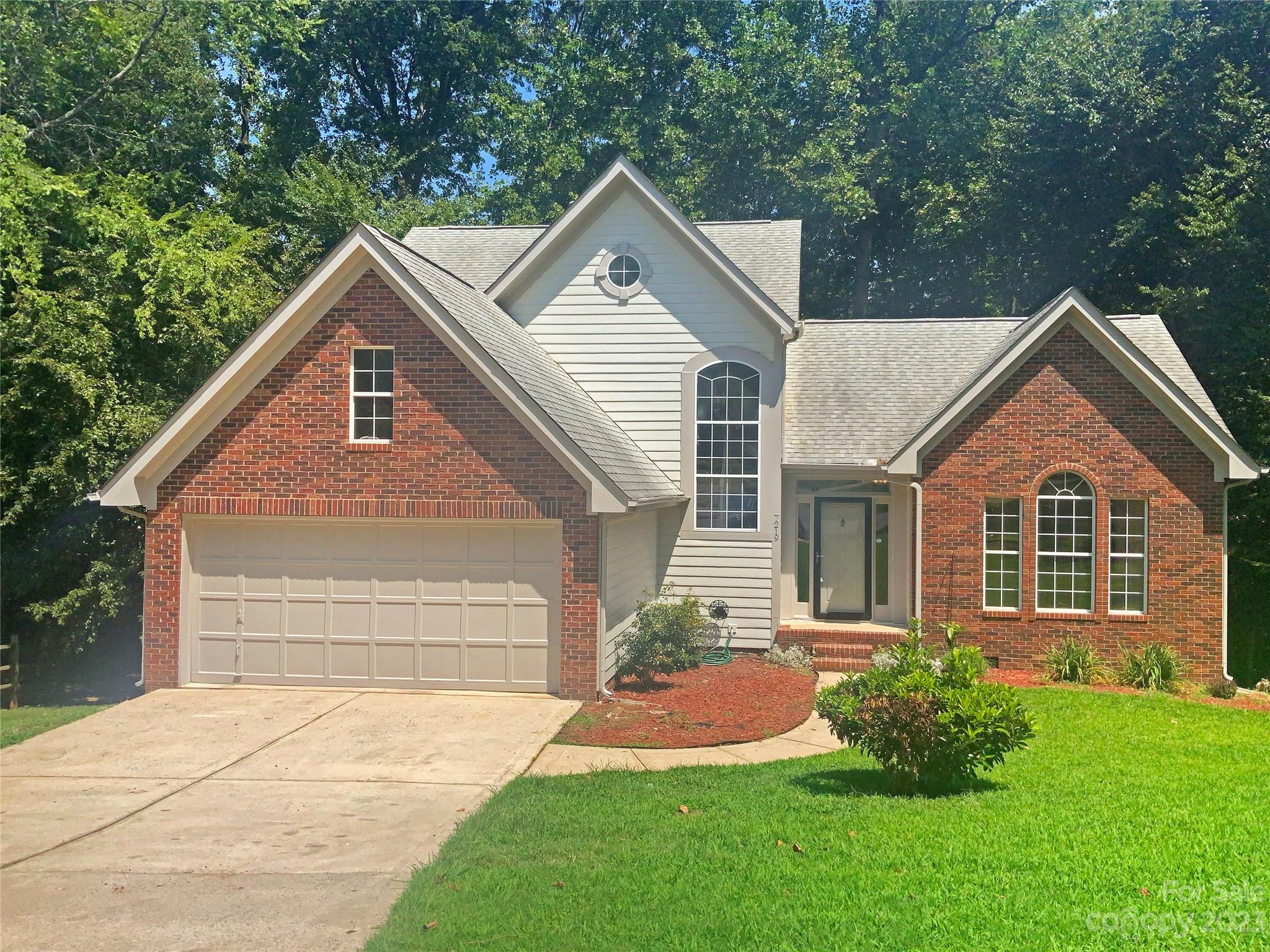 Hubbard Woods - Residential