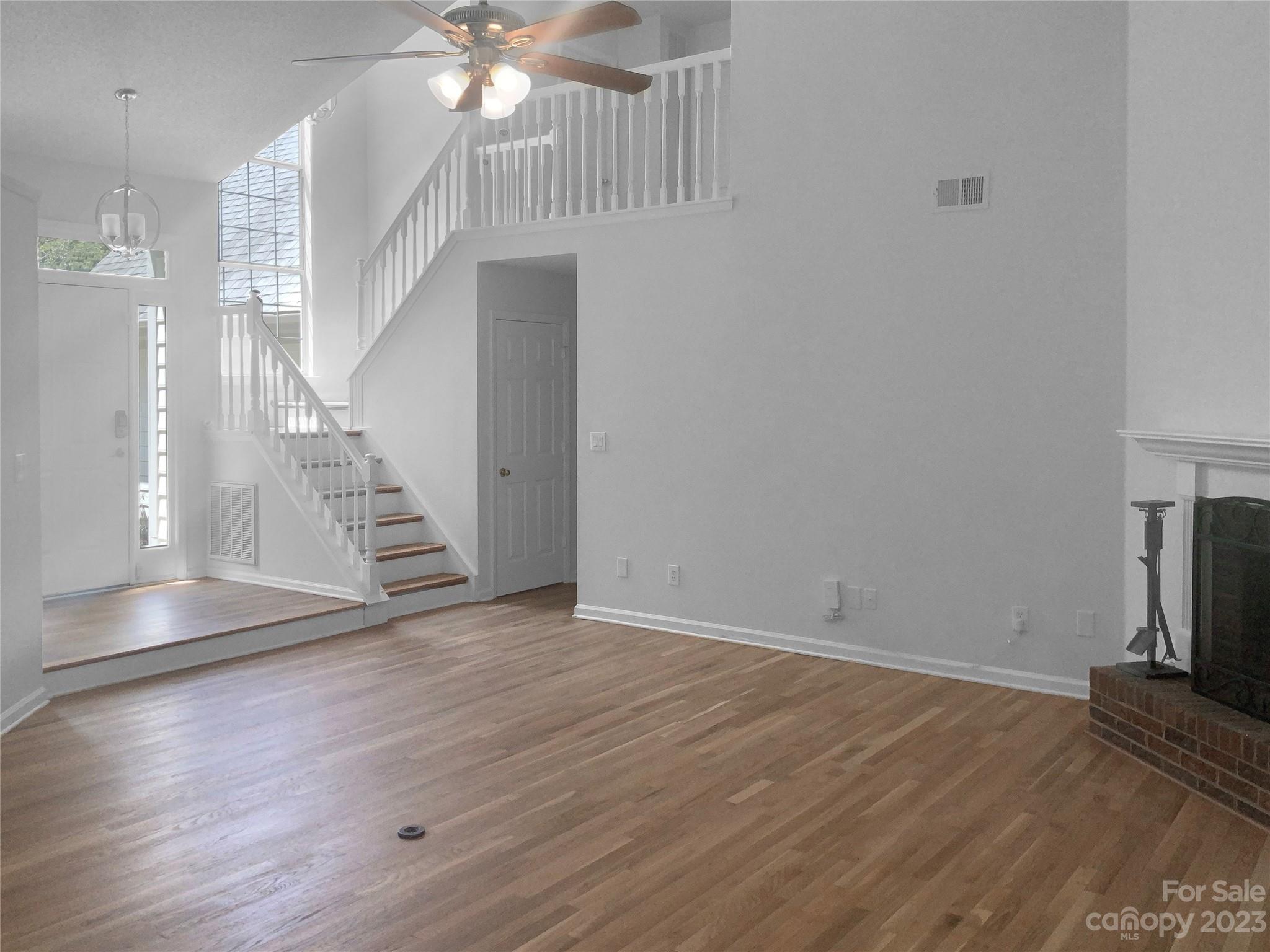 Hubbard Woods - Residential