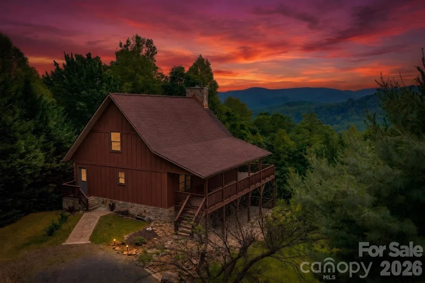 605 Valley View Drive, photo 1 of 48