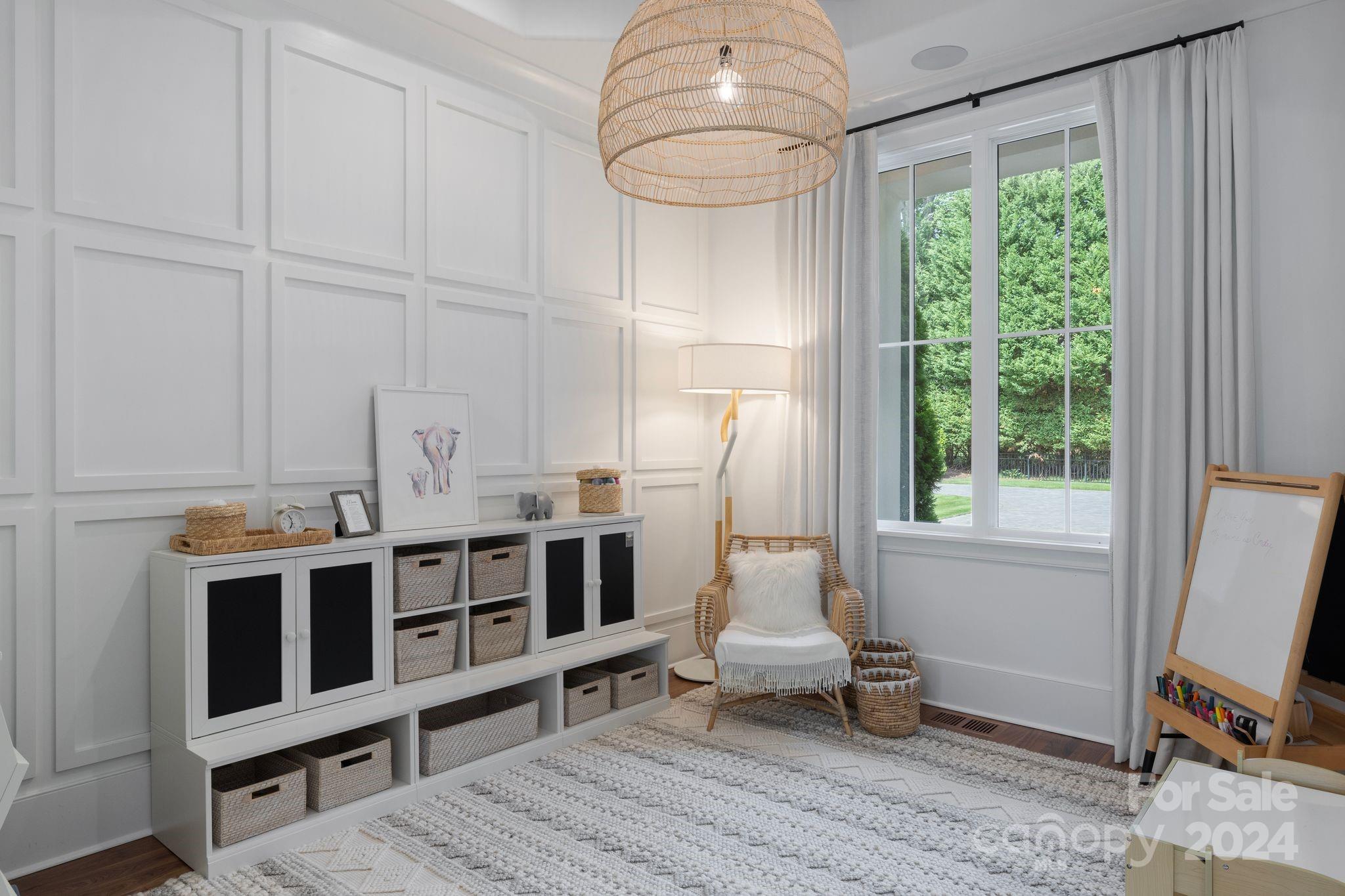 The Peninsula - Residential