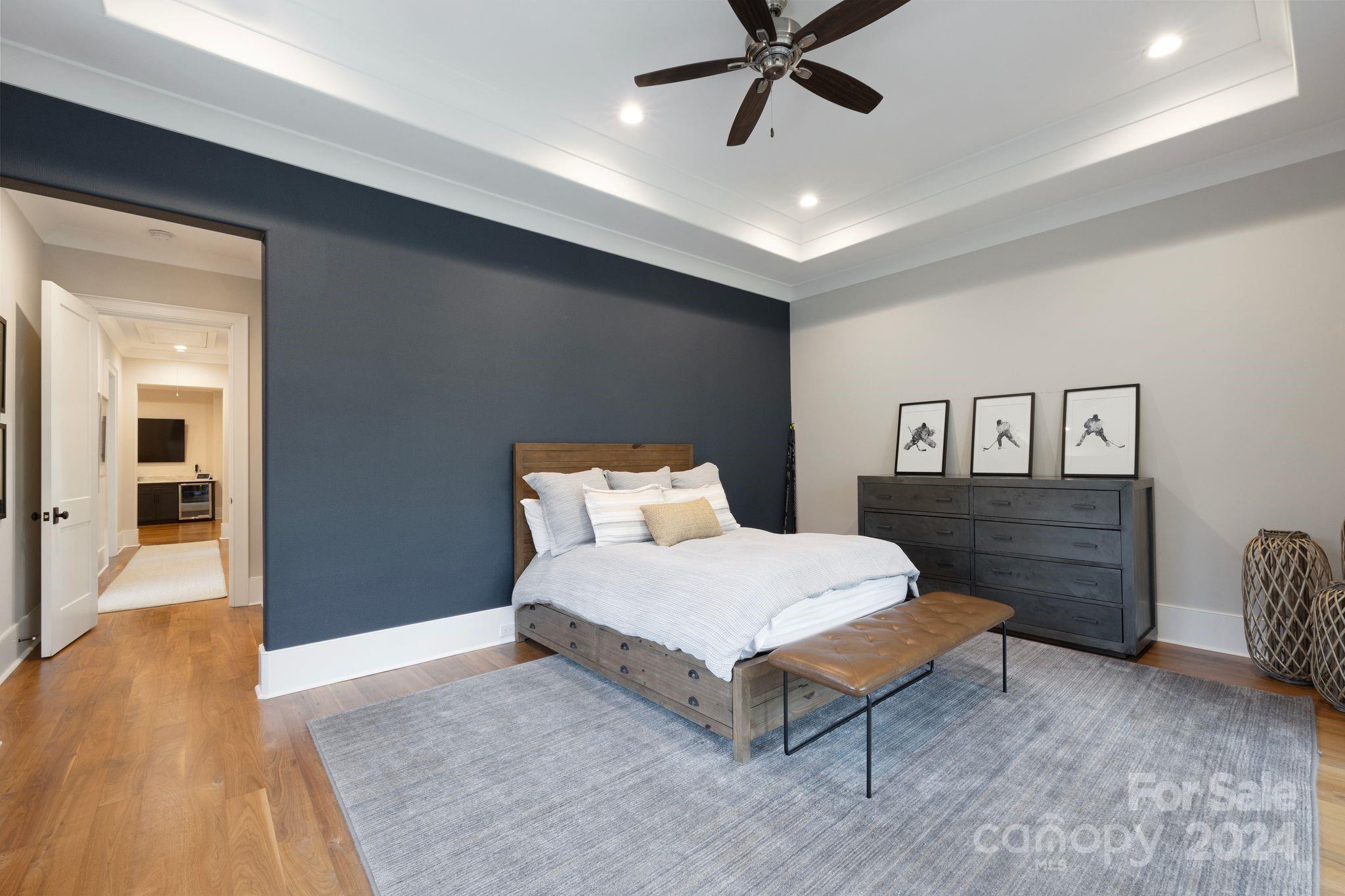 The Peninsula - Residential