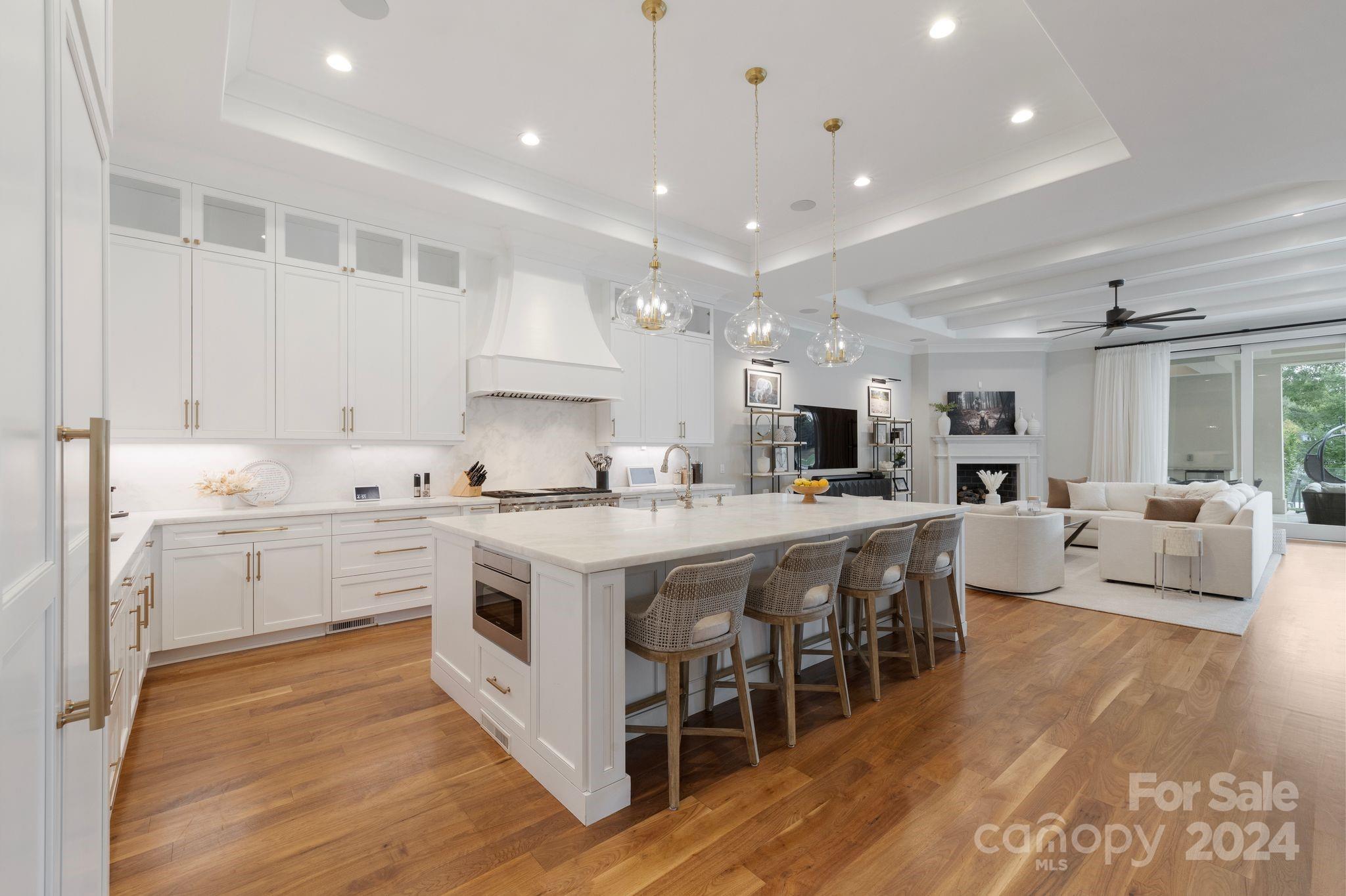 The Peninsula - Residential