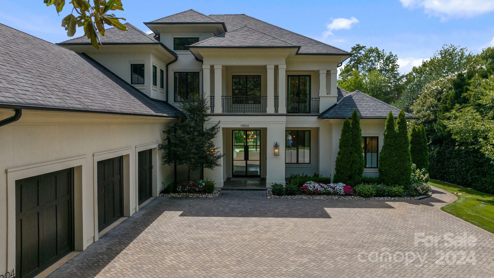 The Peninsula - Residential