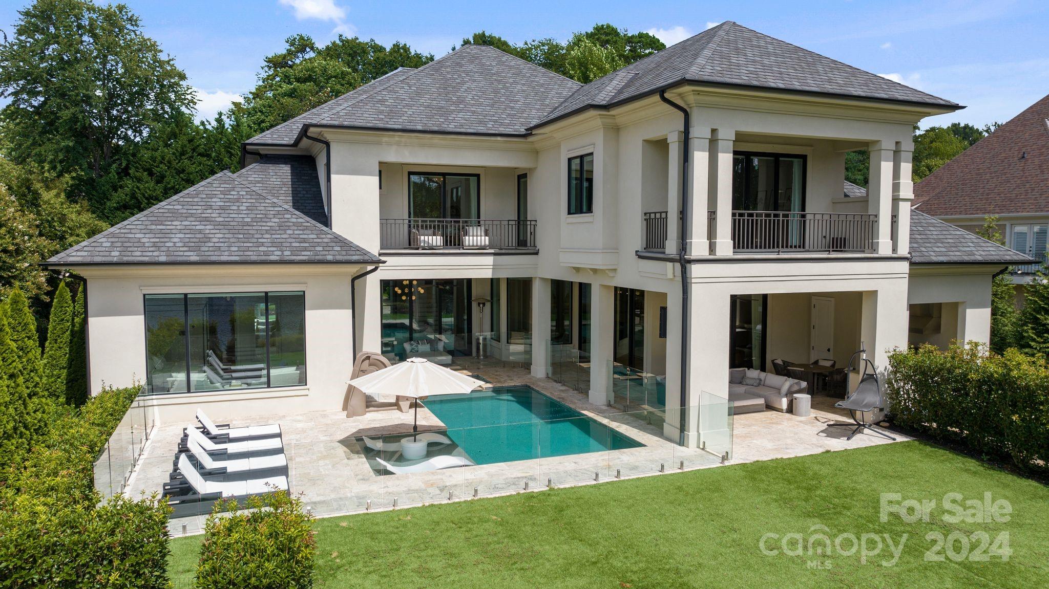 The Peninsula - Residential