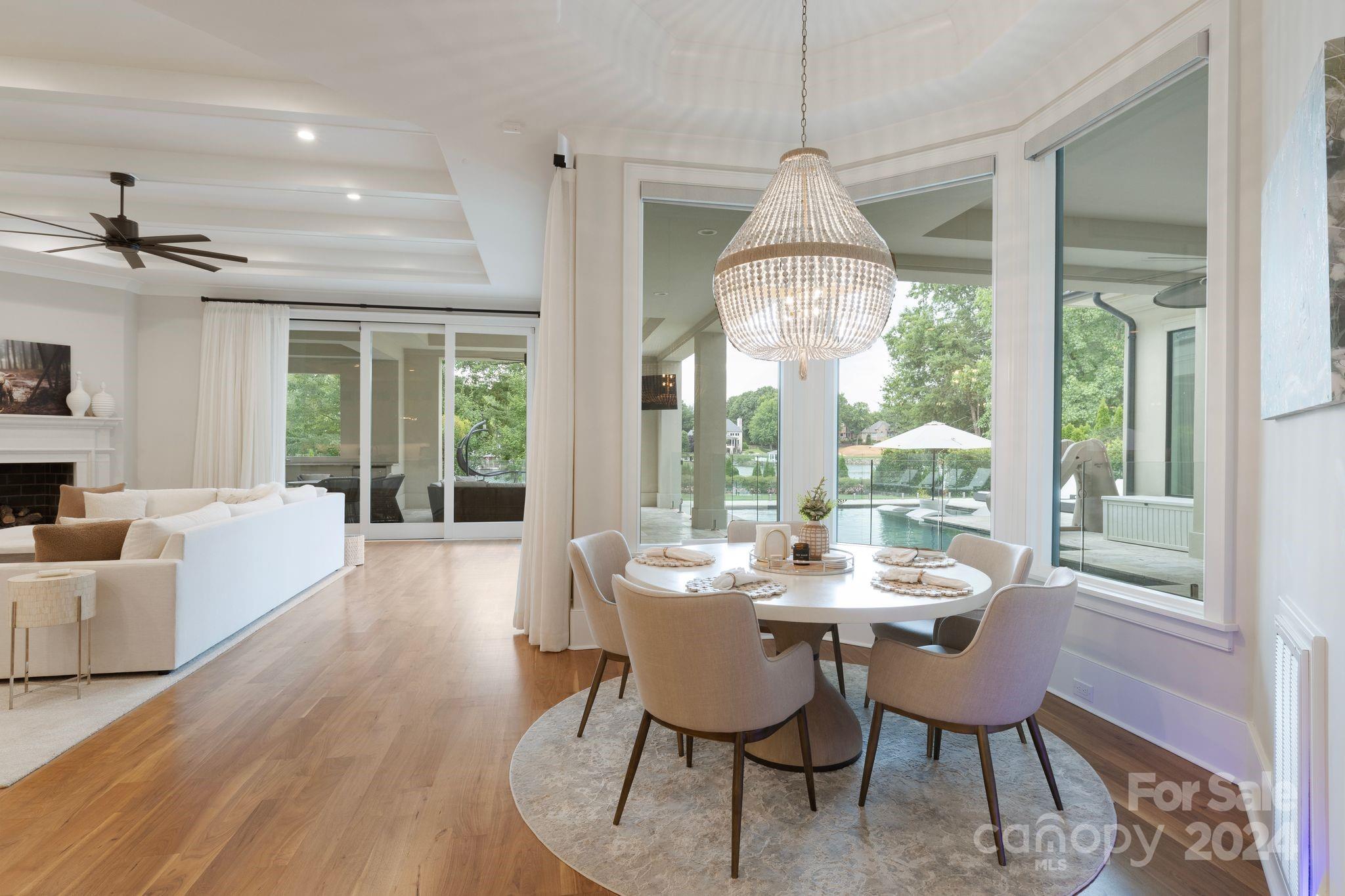 The Peninsula - Residential