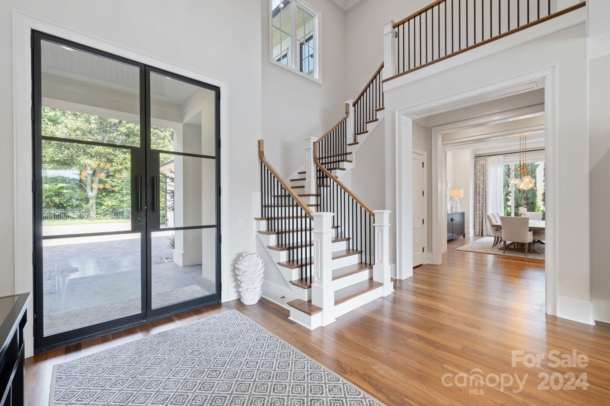 The Peninsula - Residential