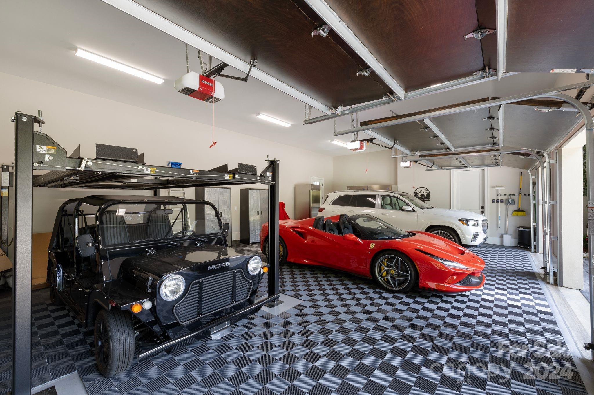 The Peninsula - Residential