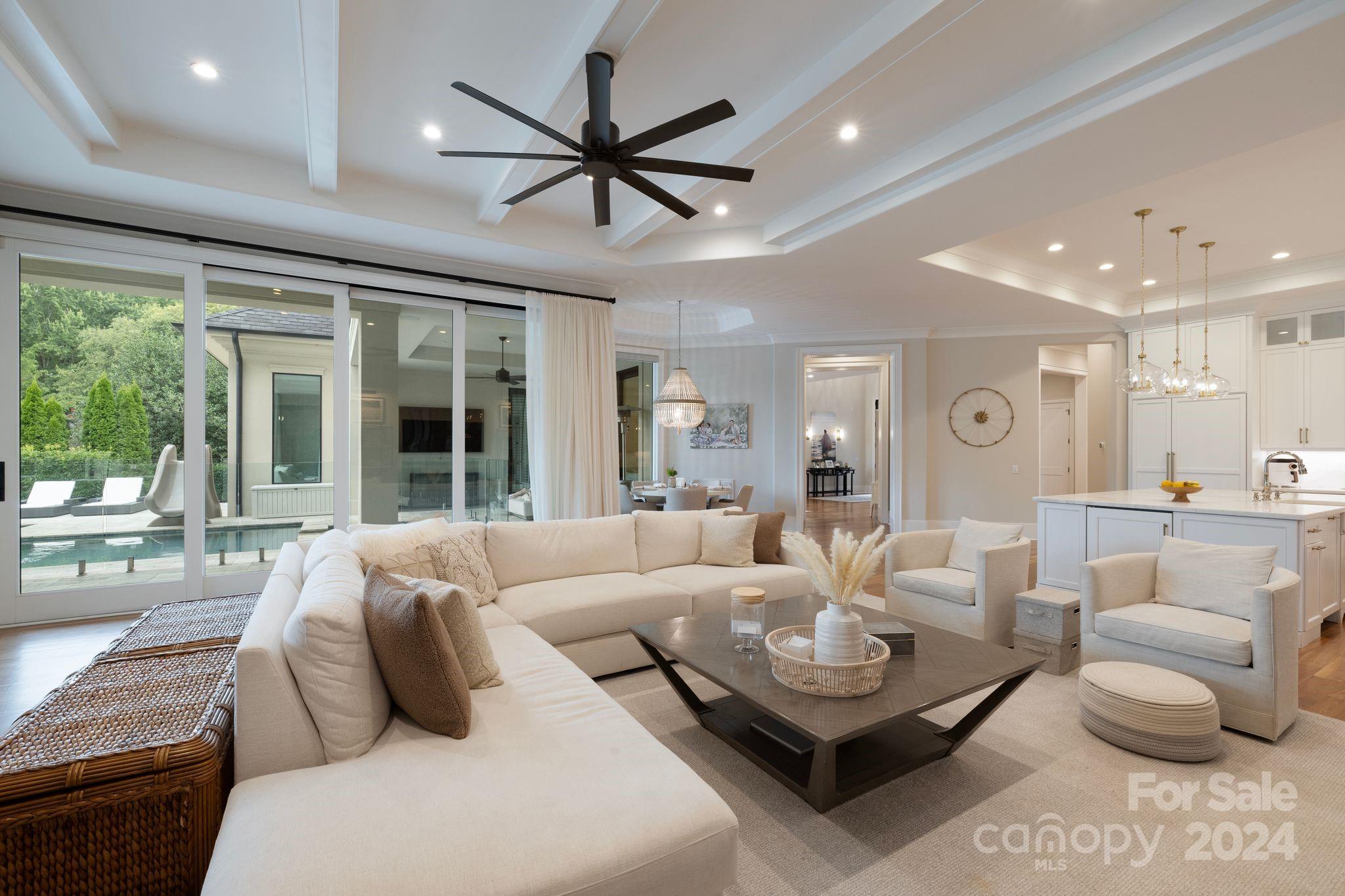 The Peninsula - Residential