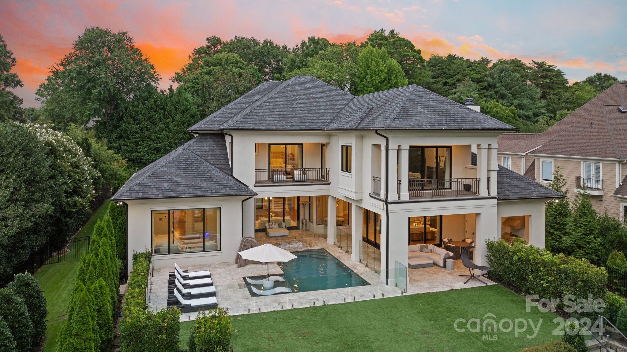 The Peninsula - Residential