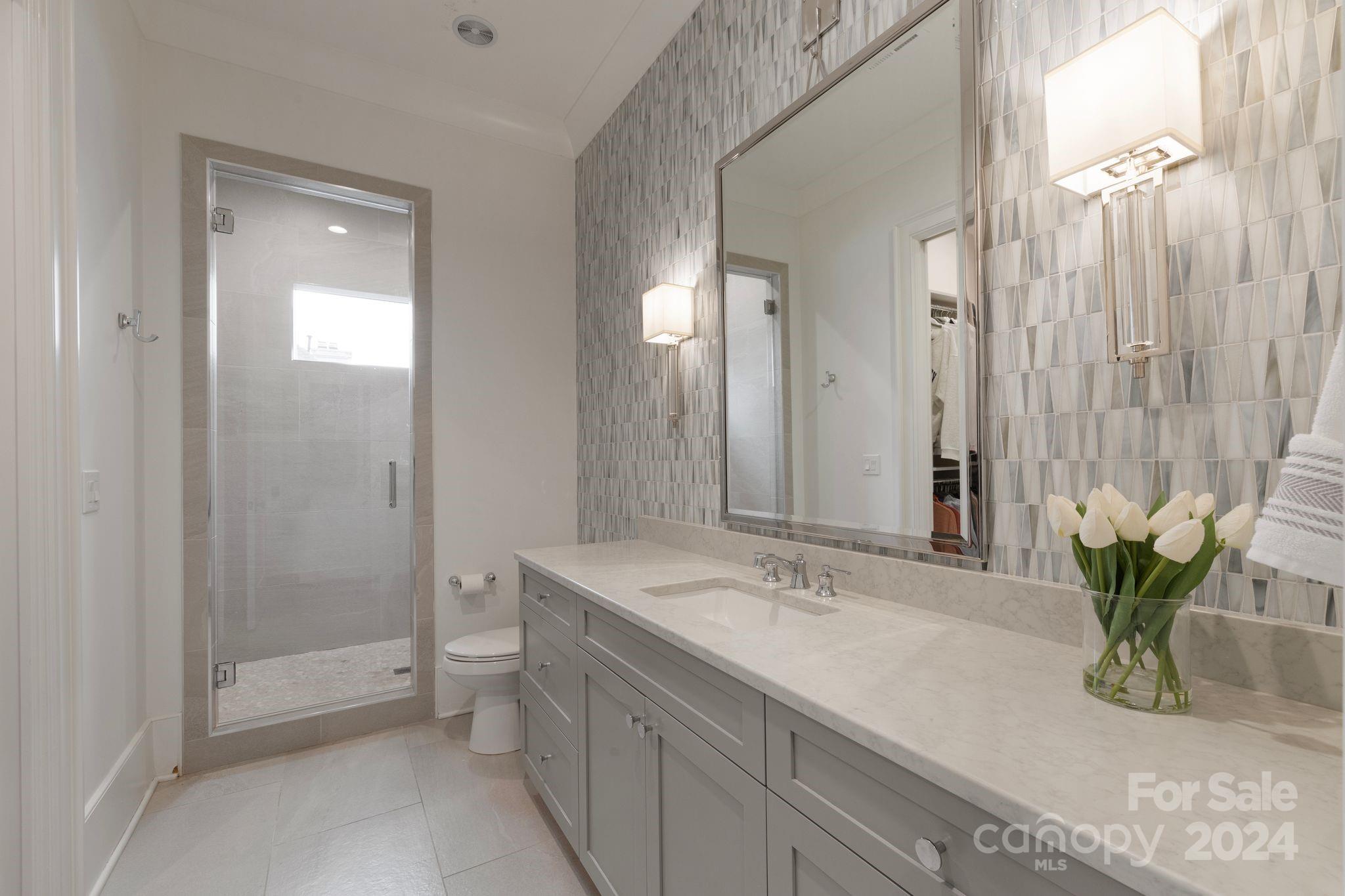 The Peninsula - Residential