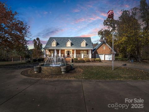 1102 S Mountain Road Bostic NC 28018