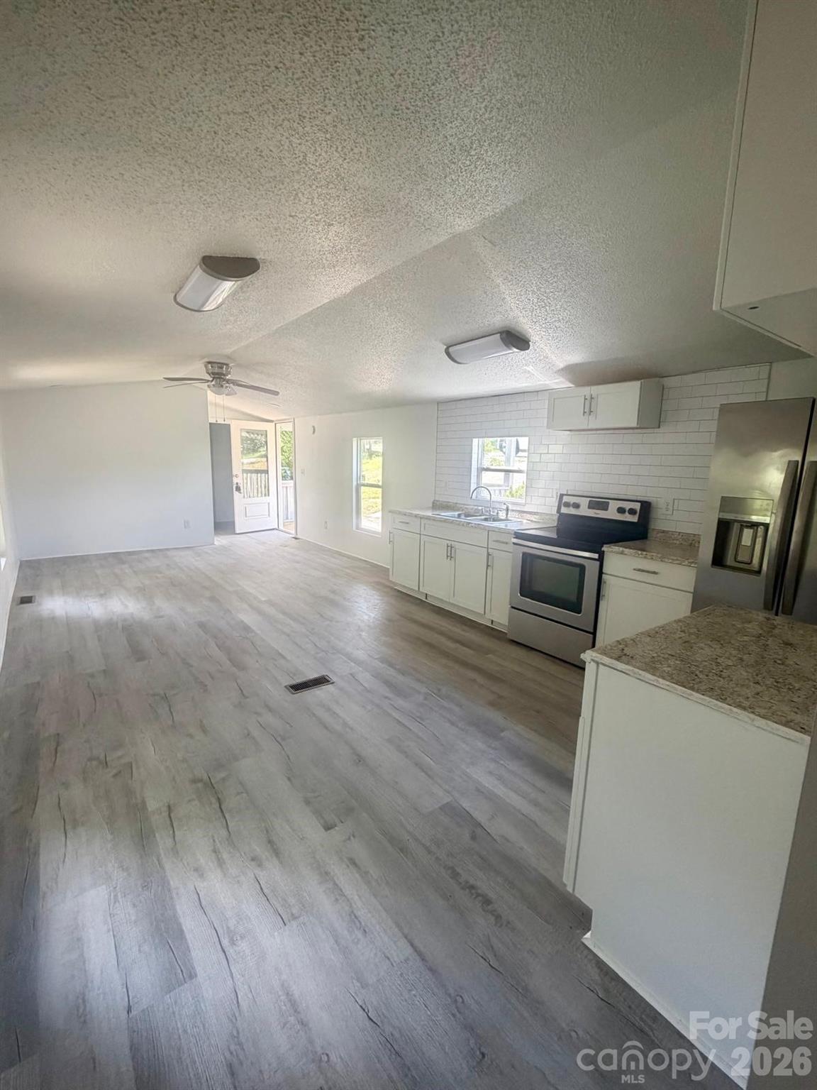 111 Cloverleaf Drive