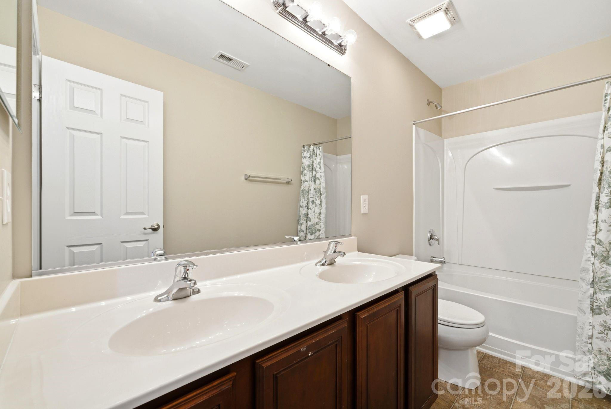 Old Stone Crossing - Residential
