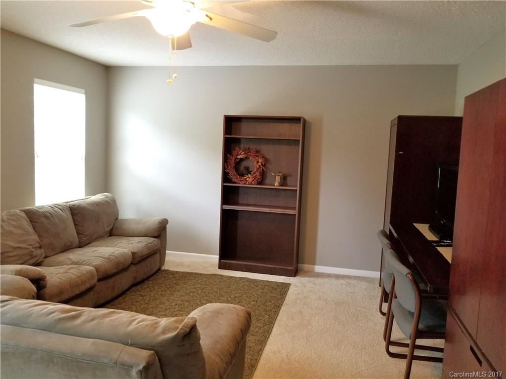 Yates Meadow - Residential