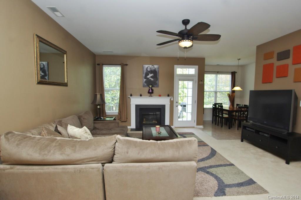 Sandy Pointe - Residential