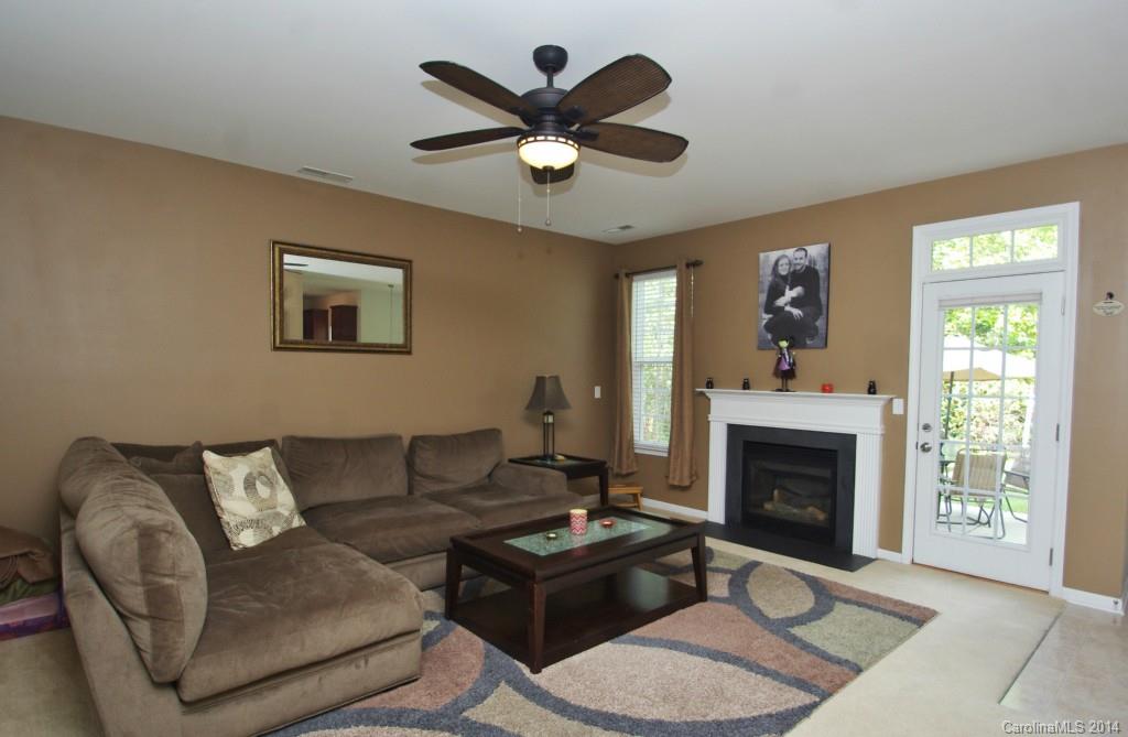 Sandy Pointe - Residential