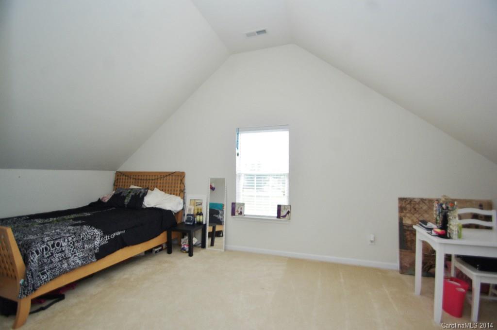 Sandy Pointe - Residential