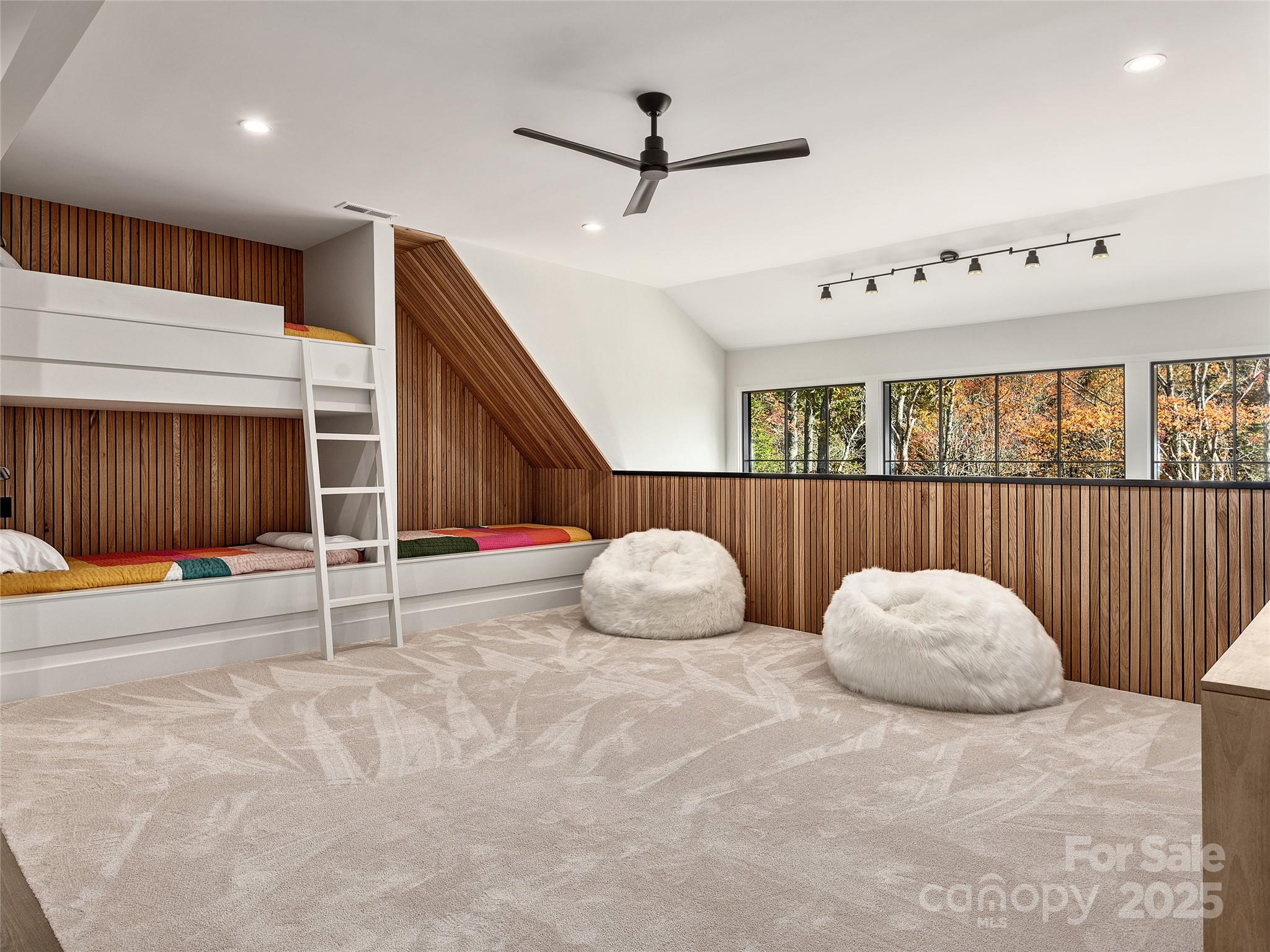 Lake Toxaway Estates - Residential