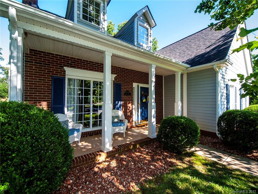 Wiltshire Manor - Residential