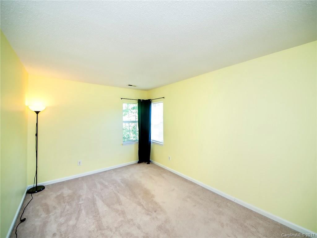 Wiltshire Manor - Residential