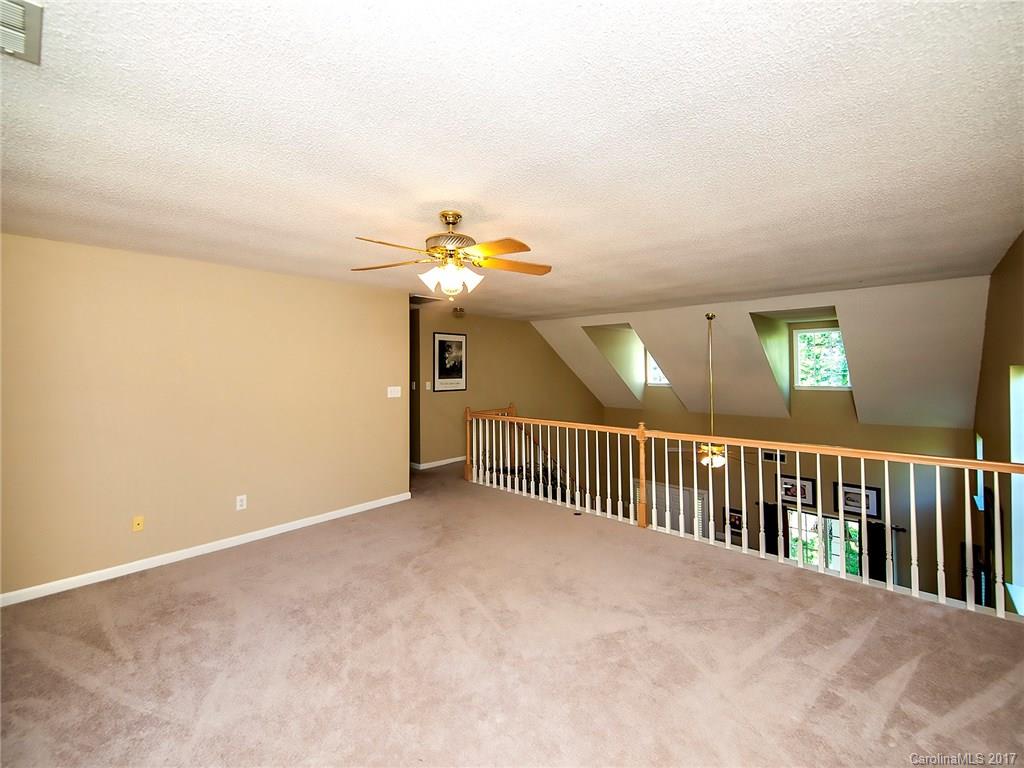 Wiltshire Manor - Residential