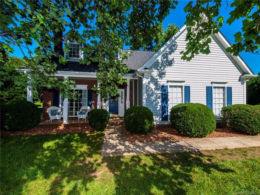 Come and make this 1.5 story home yours. A beautiful, private lot with mature trees will make your backyard retreat perfection. This open floor plan and master on main is the perfect home for you.