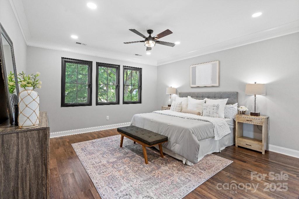 Dixie Manor - Residential