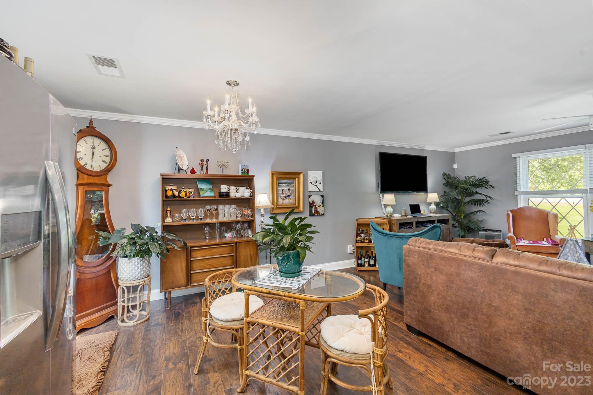 Forest Hills - Residential