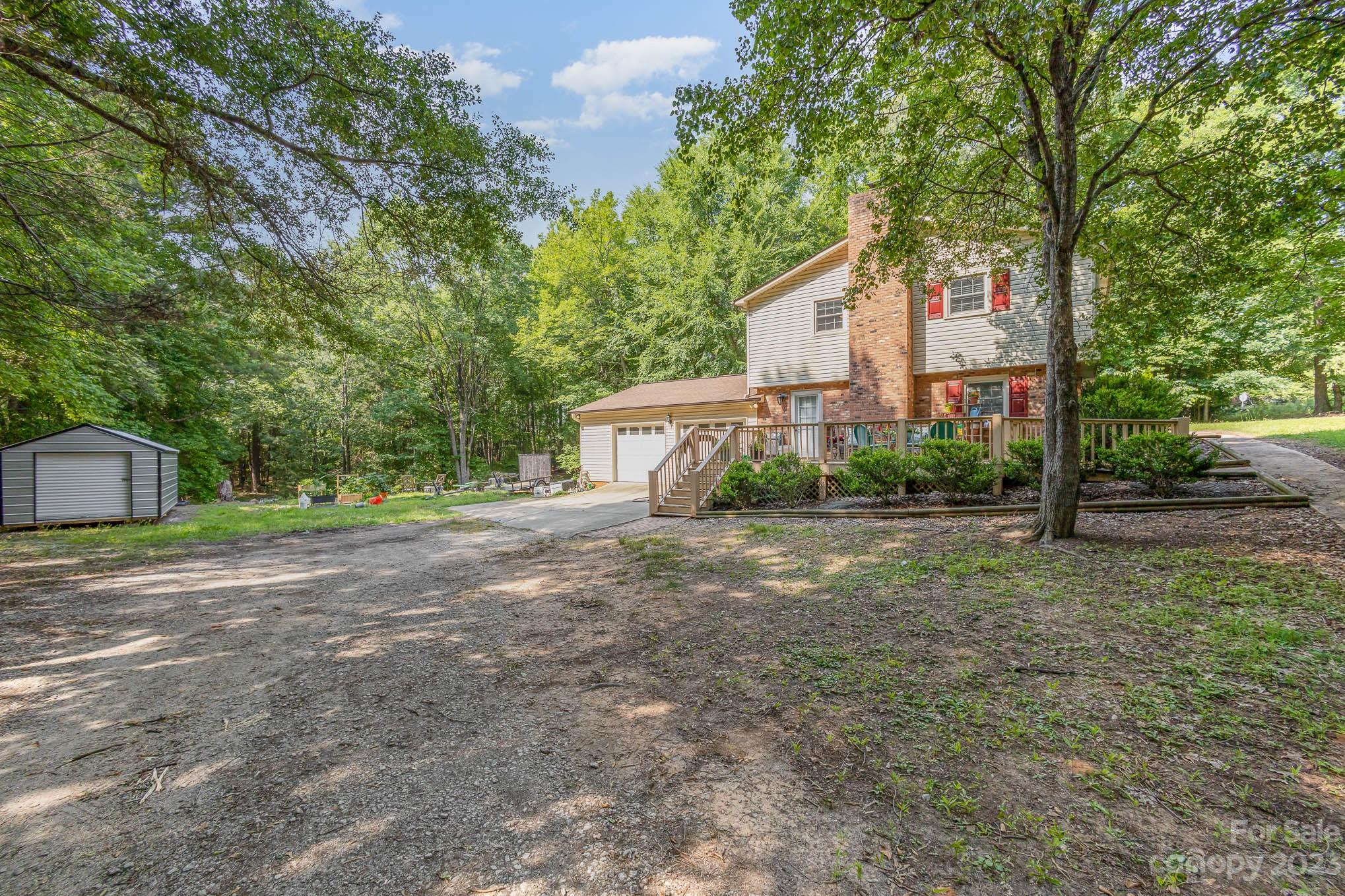 Forest Hills - Residential