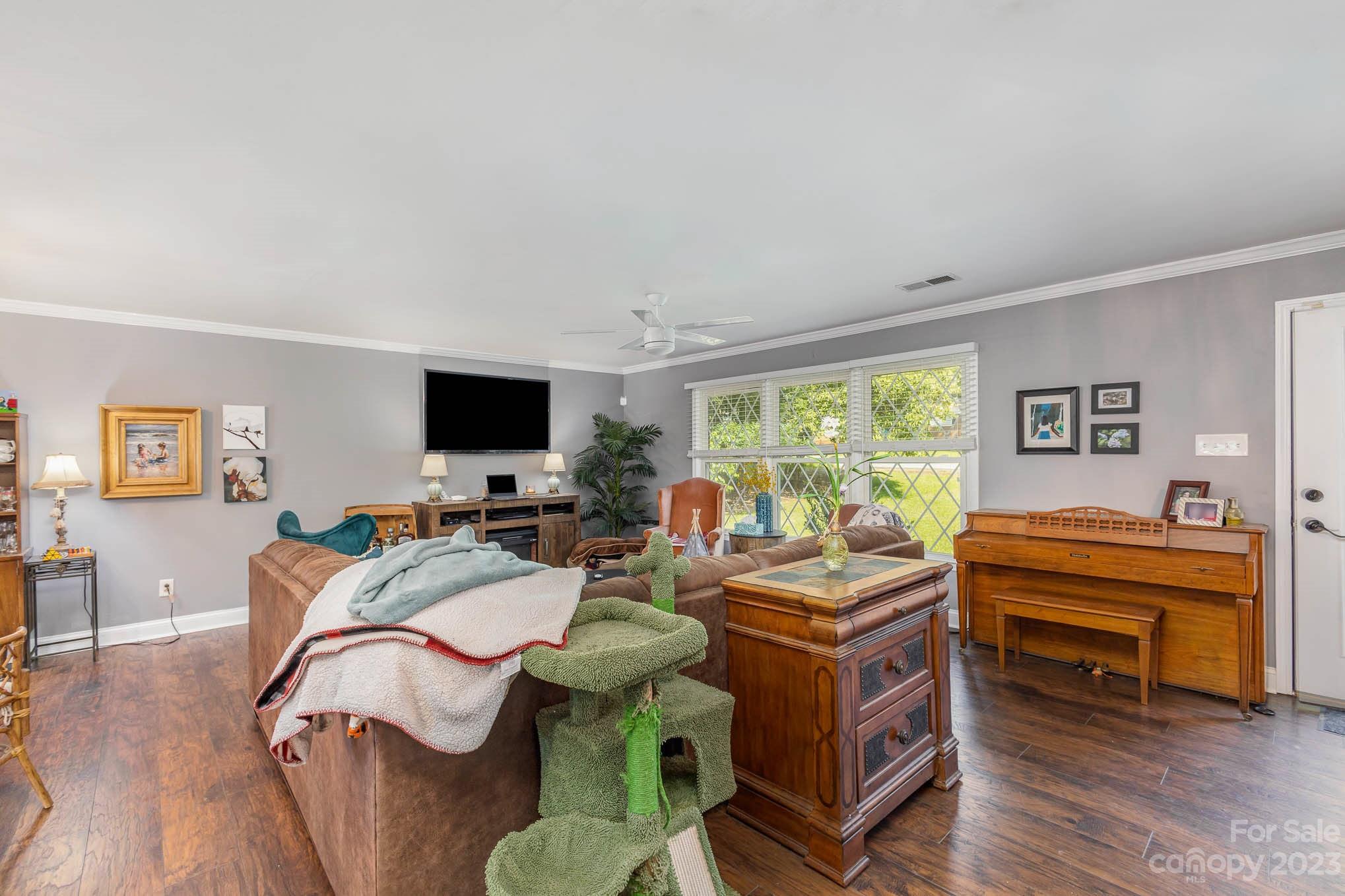 Forest Hills - Residential