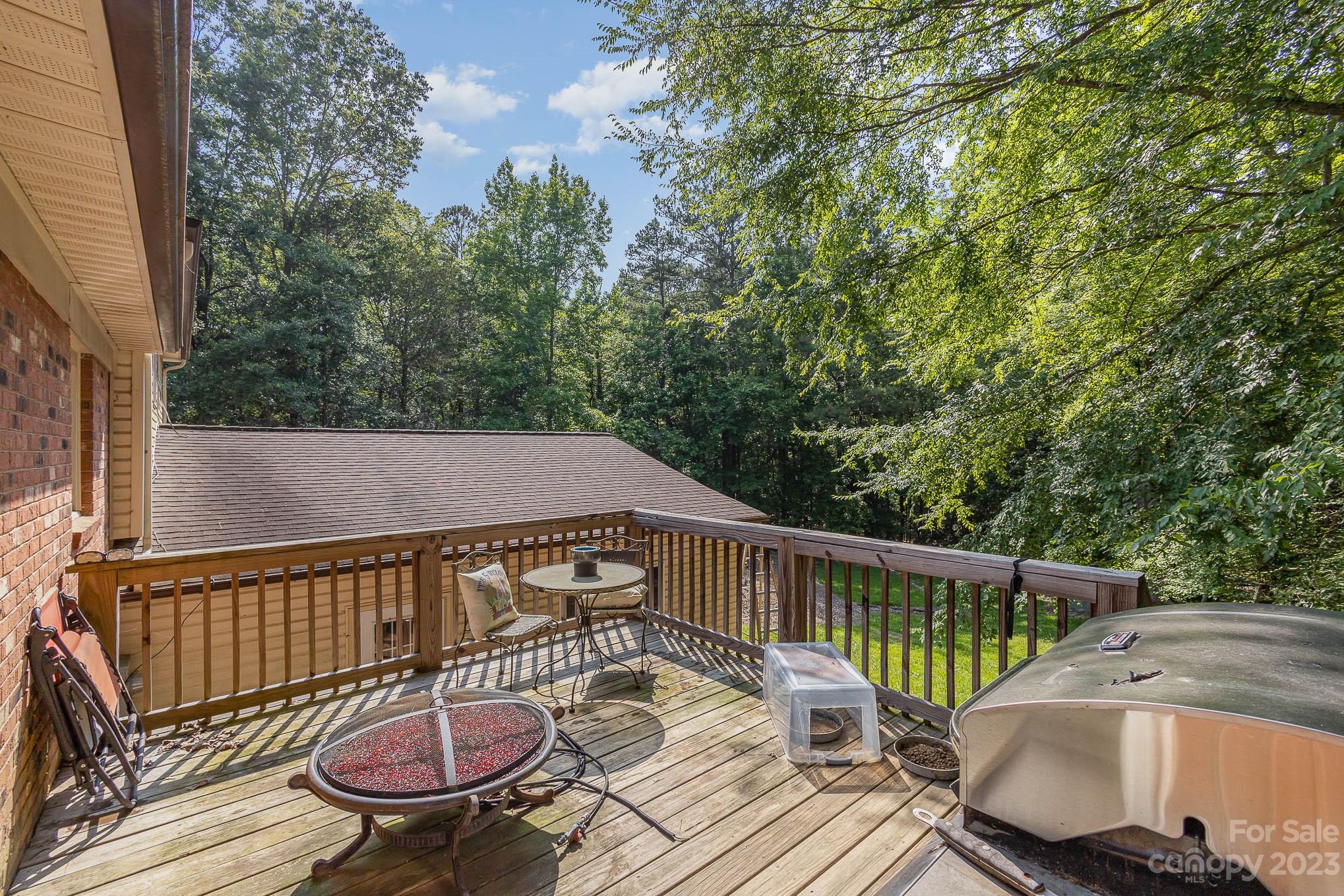 Forest Hills - Residential