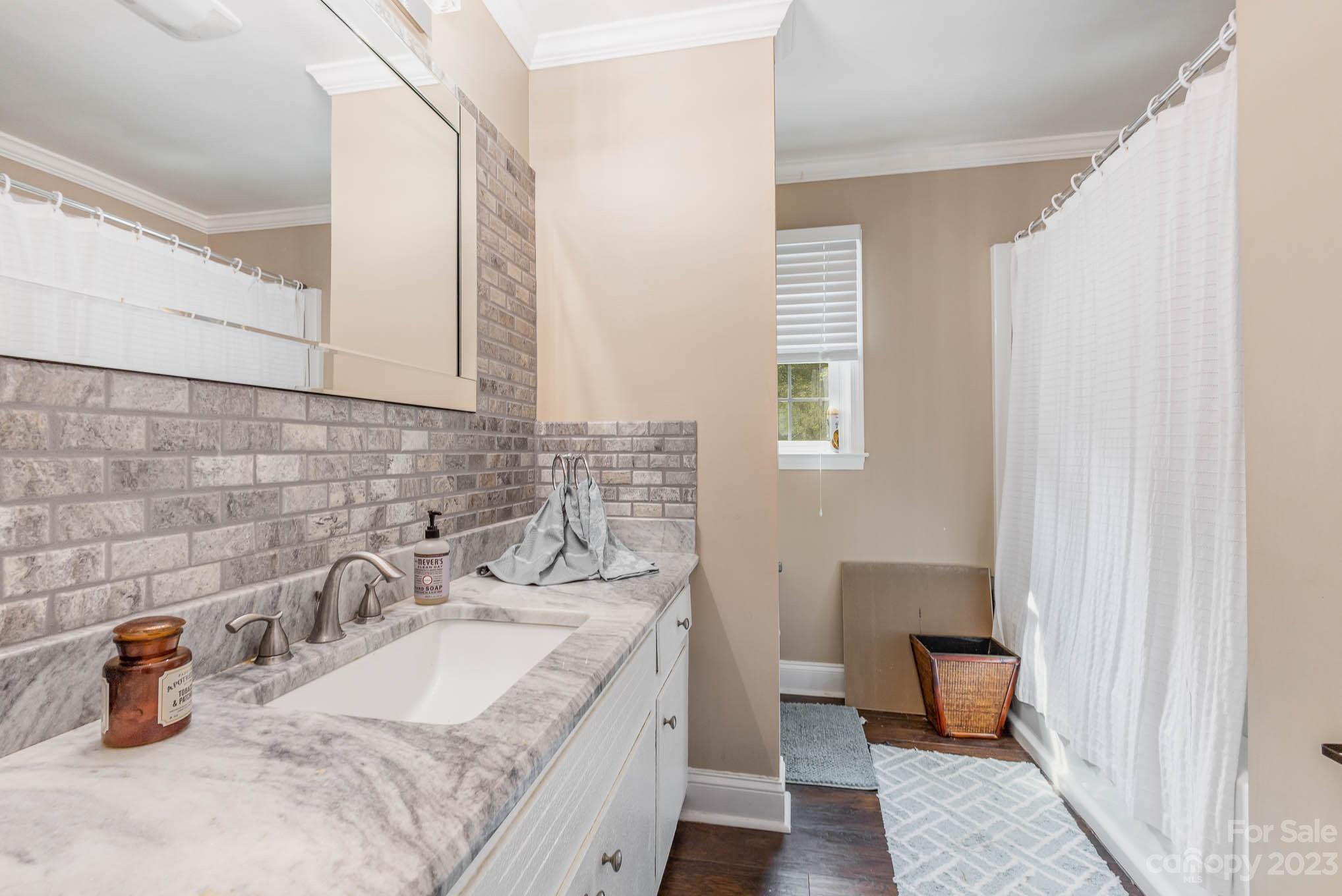 Forest Hills - Residential