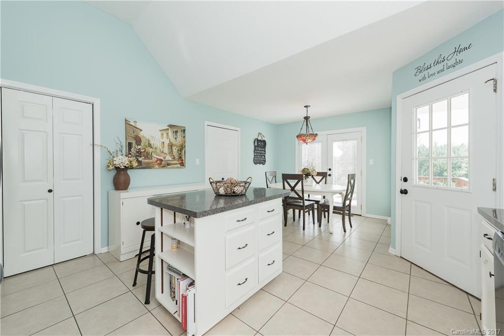 Hidden Lakes - Residential