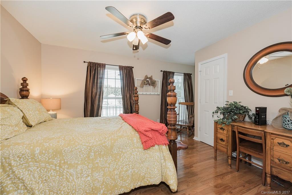 Hidden Lakes - Residential